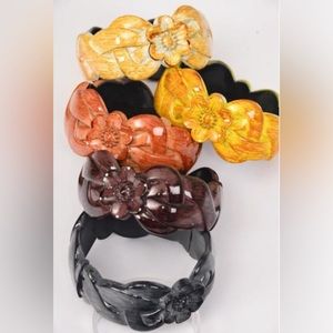 26984 Six Pack Hinge Flower Carve Brush Stroke Wood Finish Bangle Bracelets Lot